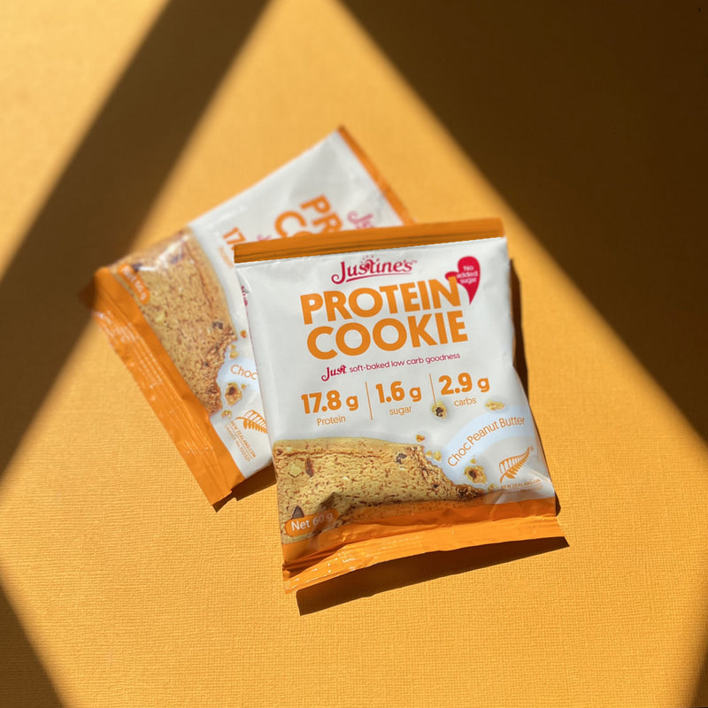 Load image into Gallery viewer, Justine&#39;s Protein Cookie Peanut Butter Choc Chip 60g
